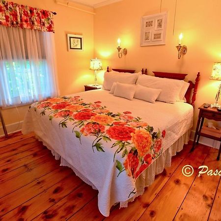 The Red Hook Country Inn, An "Old Rhinebeck" Bed & Breakfast Εξωτερικό φωτογραφία